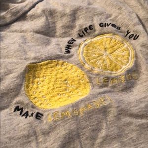 H&M Shirt 🍋